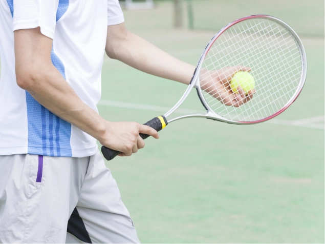 テニス肘（上腕骨外側上顆炎）